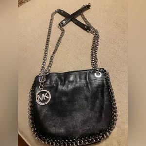 Almost new bllack leather Michael by Michael Kors shoulder/crossbody handbag